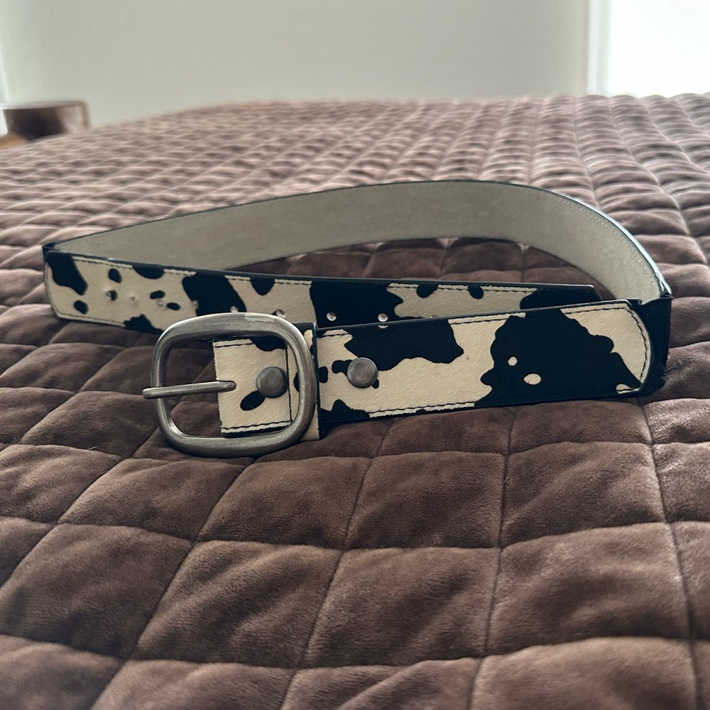 Stylish Black and White Women's Belt